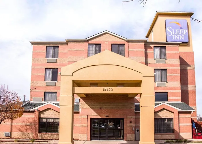 Sleep I-80 Near Amphitheatre-convention Center 4*